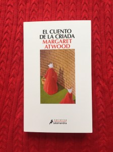 Libro El cuento de la criada de Margaret Atwood