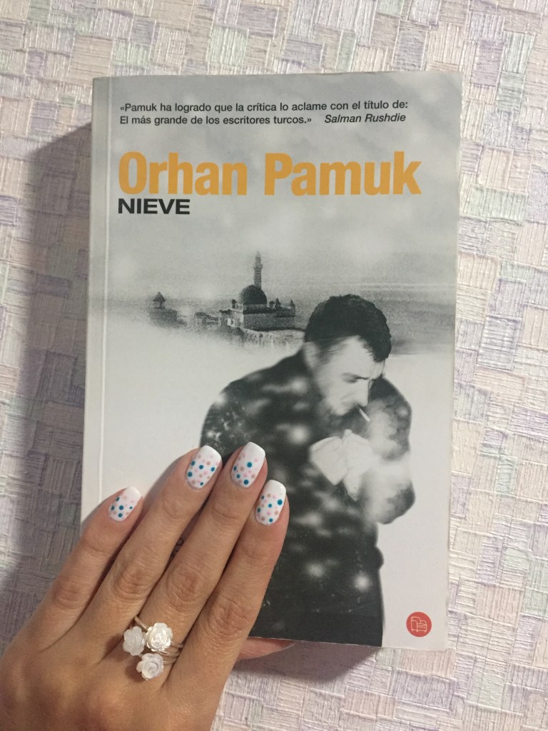 Libro Nieve de Orhan Pamuk