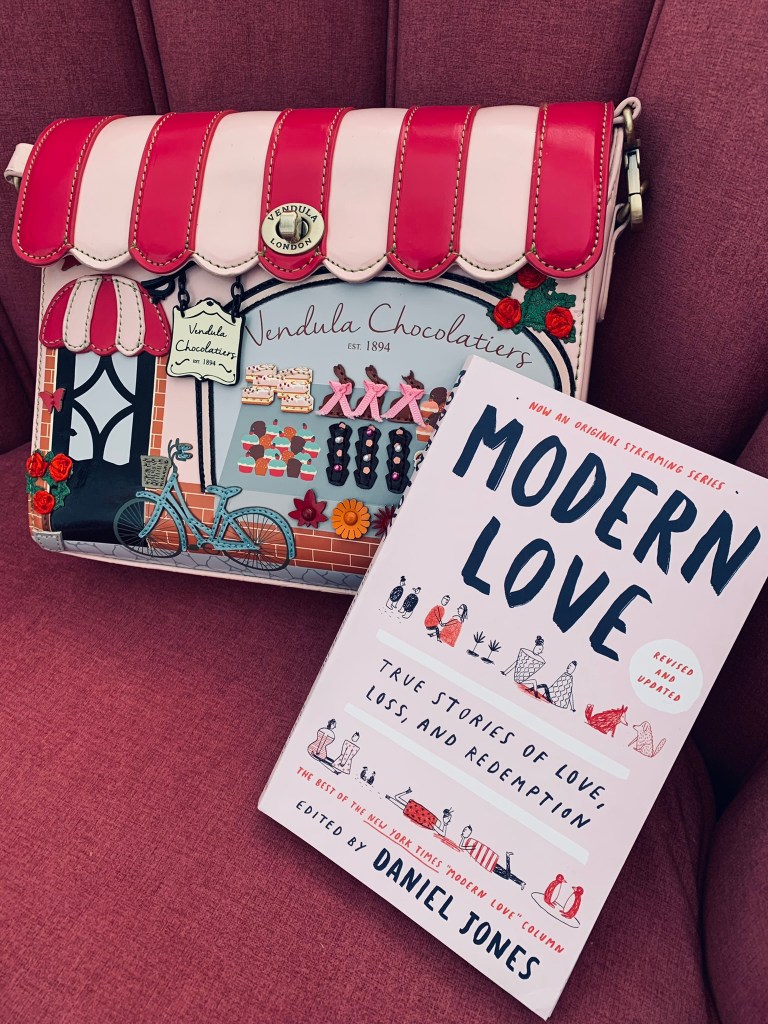 Libro Modern love editado por Daniel Jones