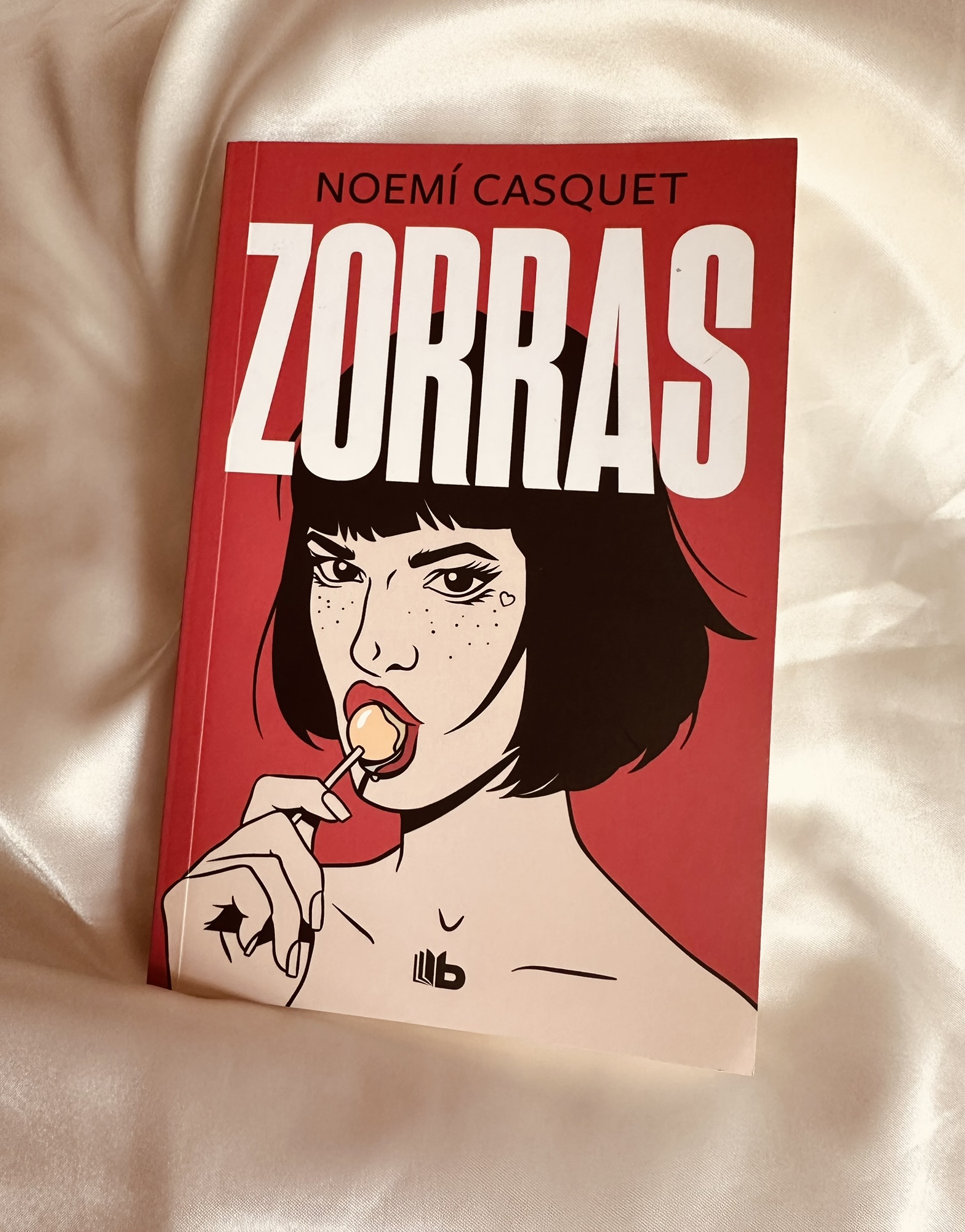 Libro Zorras de Noemí Casquet